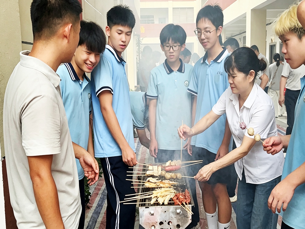 亳州孩子逆反期教育学校怎么联系